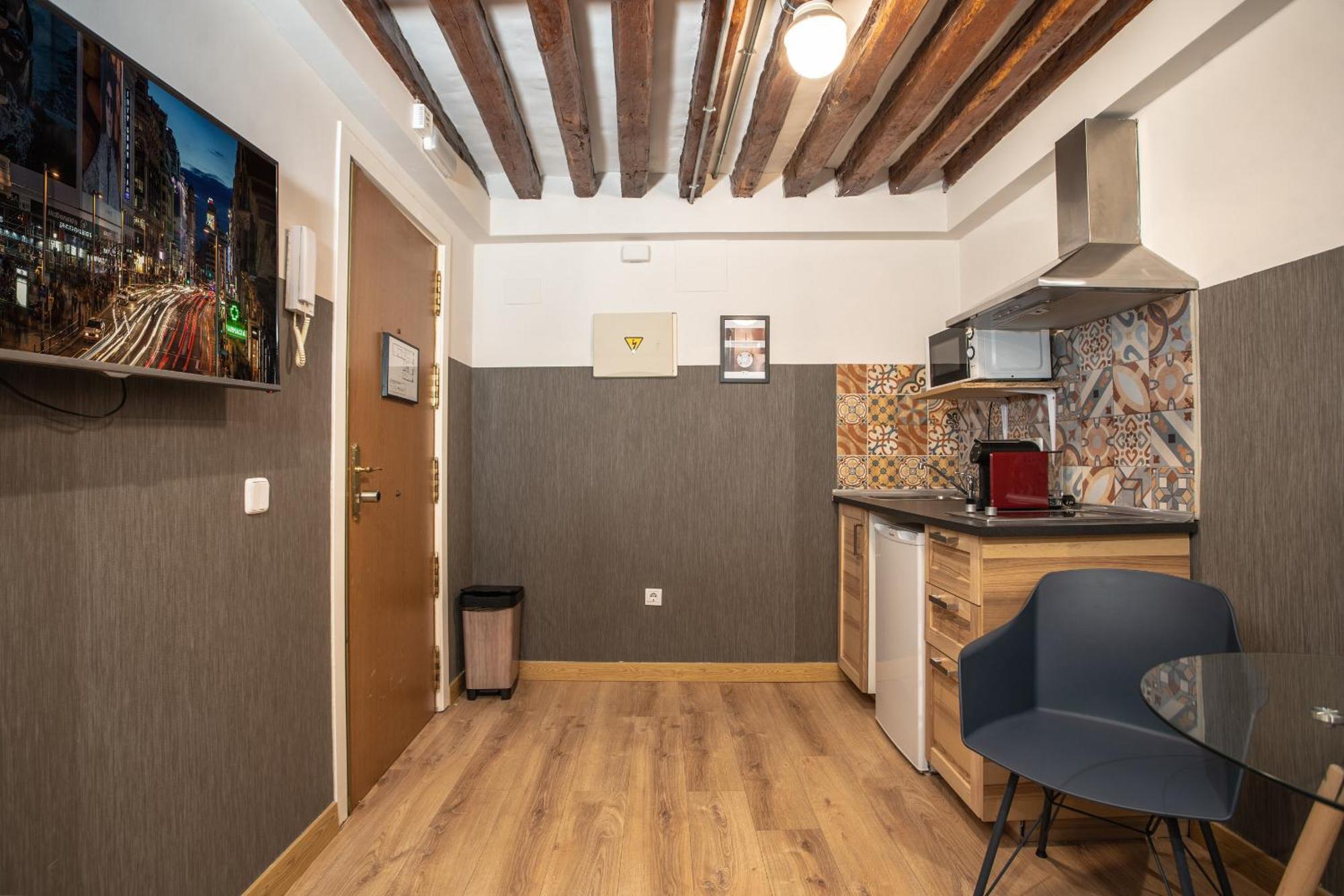 Suites You Zinc Madrid Exterior photo